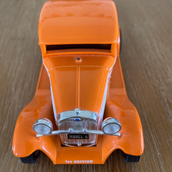 University of Tennessee model bank car - Picture 2 of 6